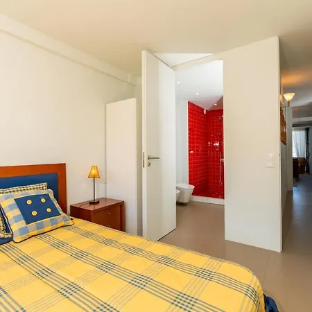 Апартаменты Apartamento Foz Do Minho Каминья